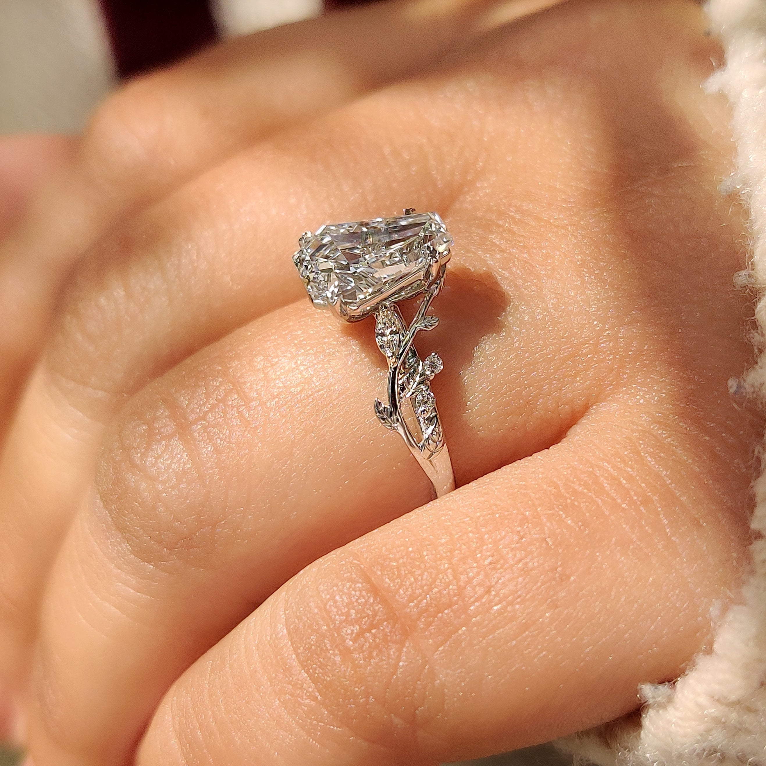 Nature Inspired Style Coffin Cut Engagement Ring