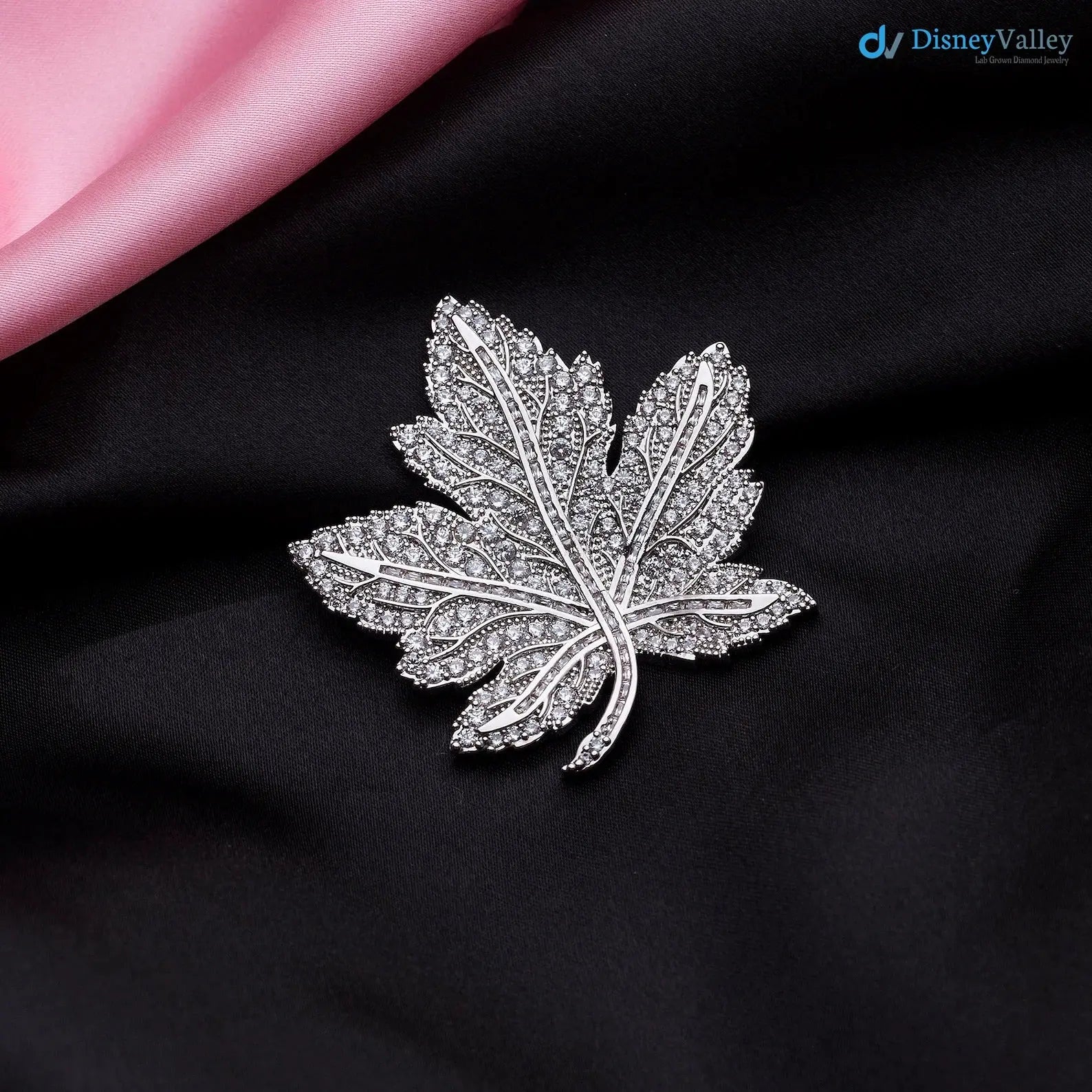 Royal Canadian Maple Leaf Brooch, garden leaf brooch pin DisneyValley