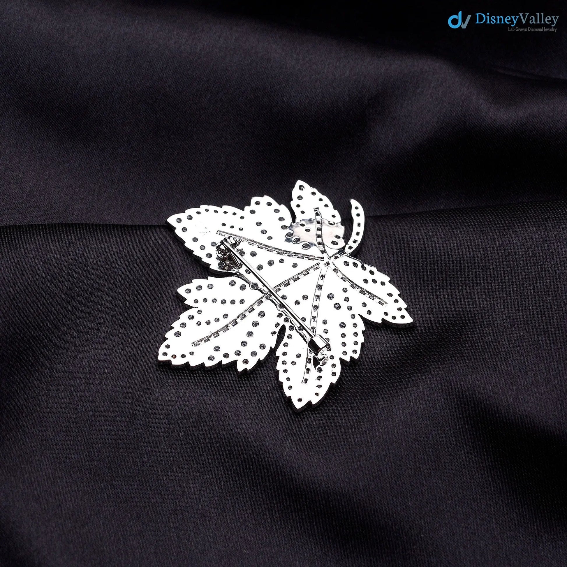 Royal Canadian Maple Leaf Brooch, garden leaf brooch pin DisneyValley