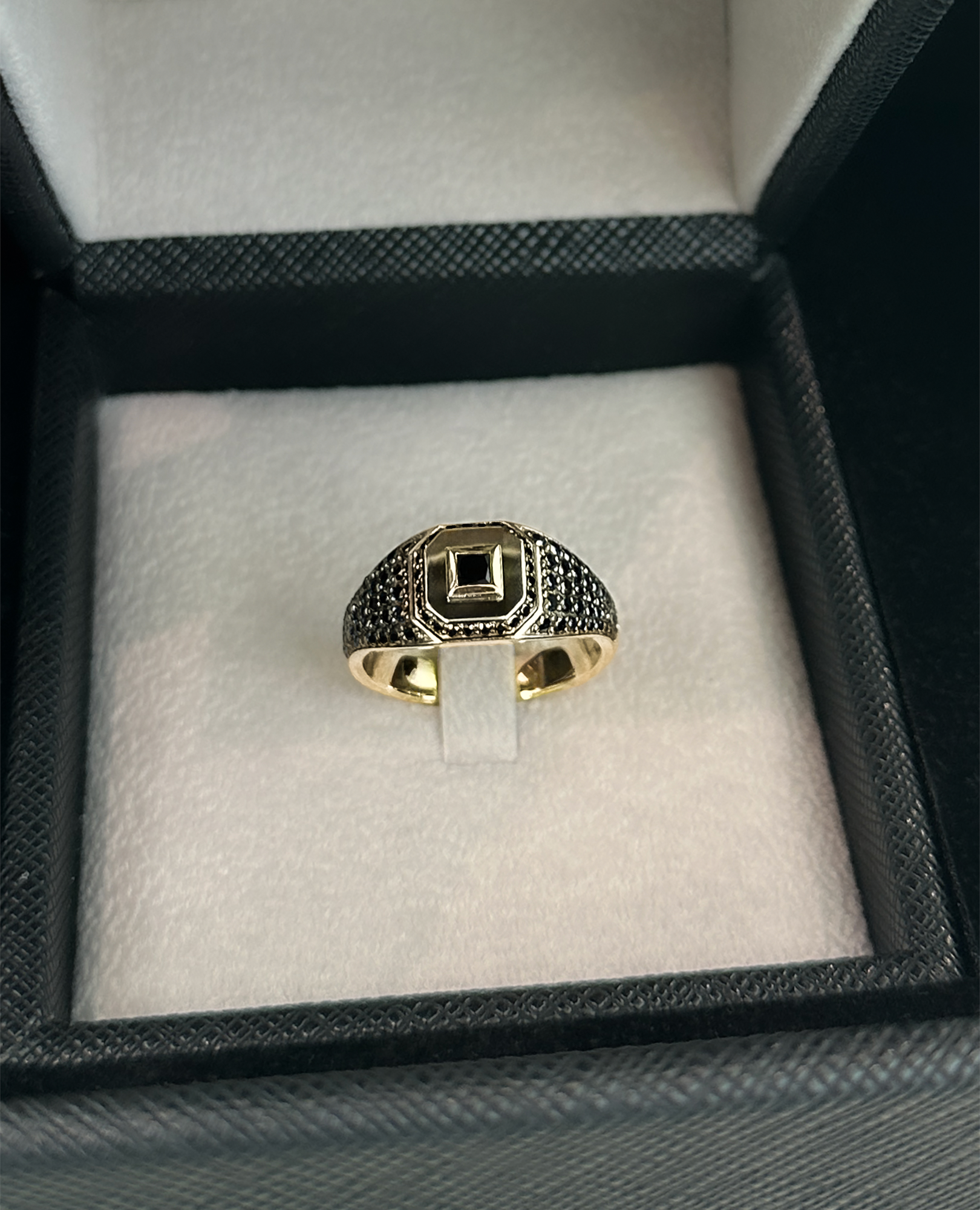 LA PAZ Gold Signet Ring with 0.85ct Black Diamonds