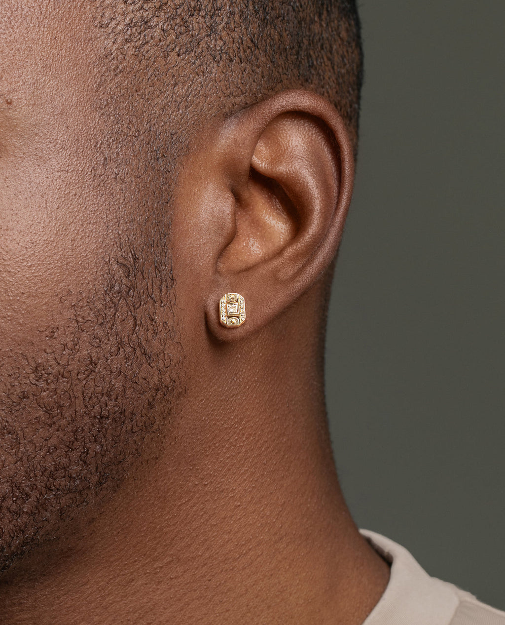 BRIGGS Gold Single Stud Earring with 0.18ct Diamonds