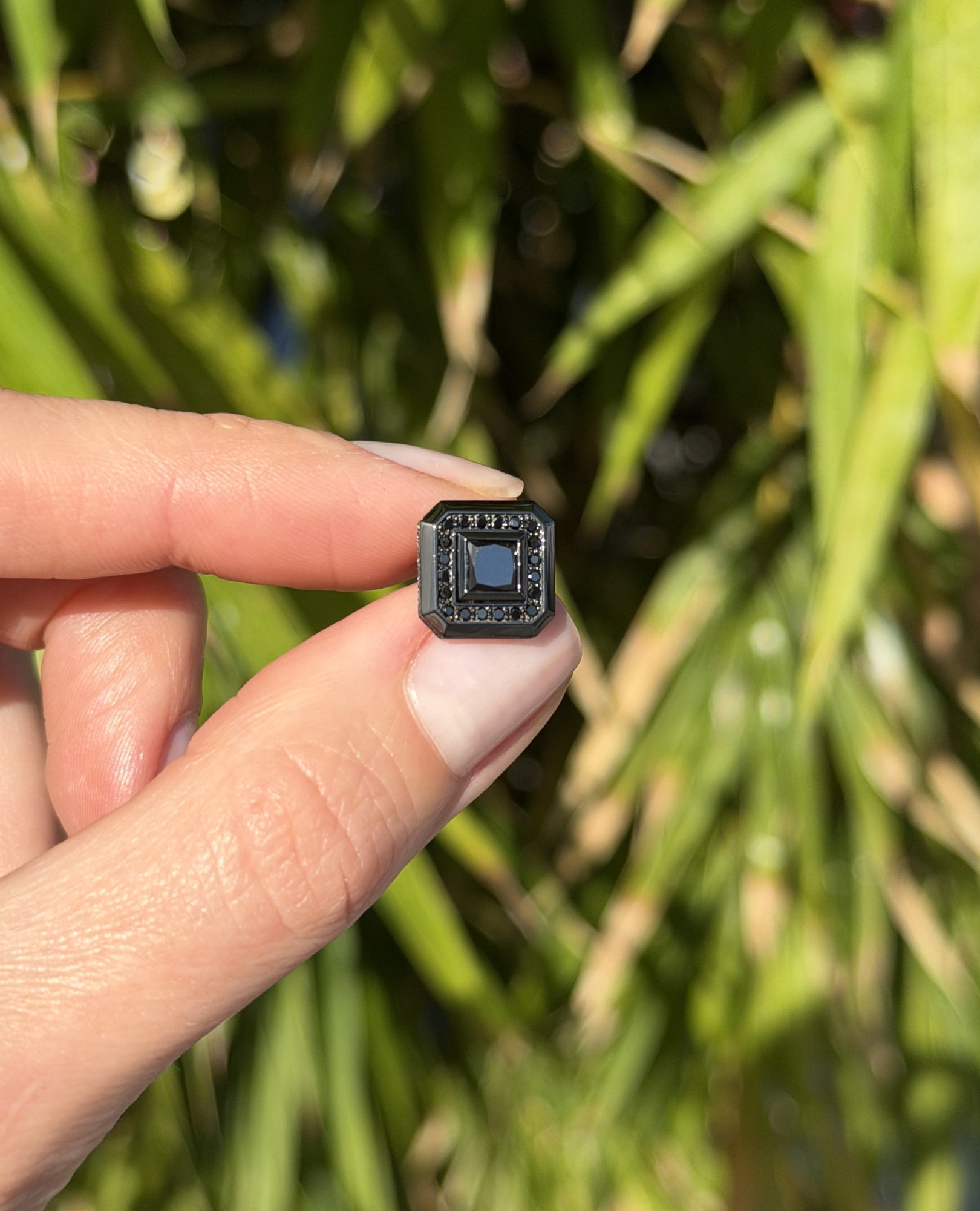 HALO EverBlak Gold Princess Cut Single Stud Earring with 0.55ct - 1.40ct Black Diamonds