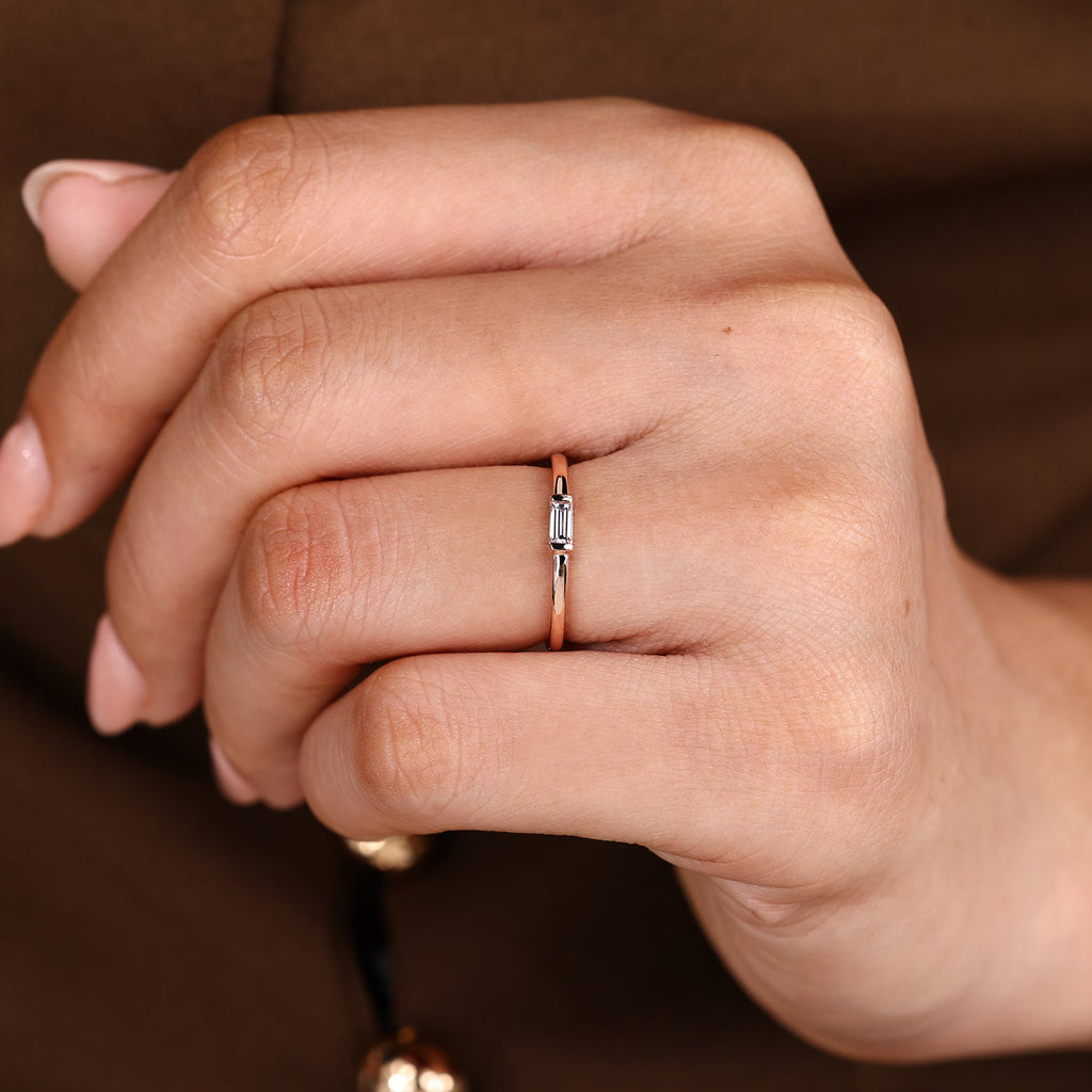 Half Bezel Baguette Wedding Band in Solitaire Style