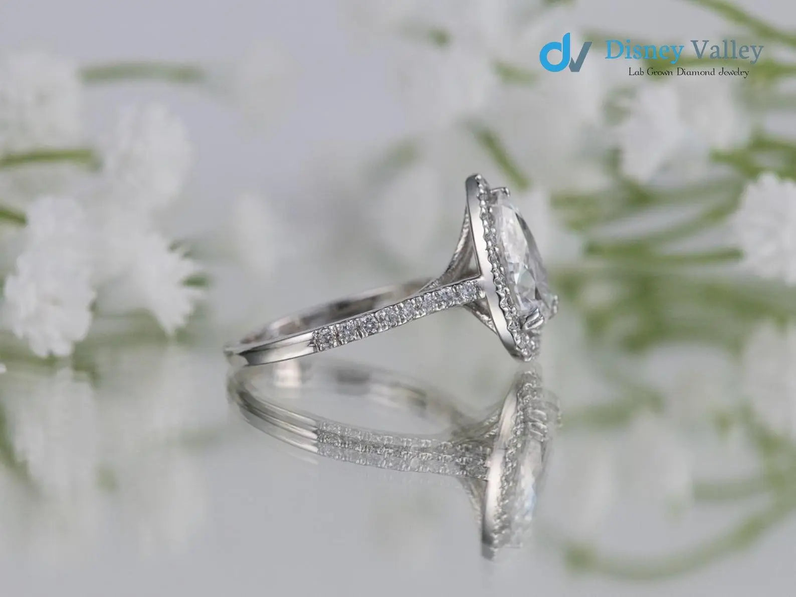 Solid Gold Pear Shaped IGI Certified Lab Grown Diamond Engagement Ring - DisneyValley