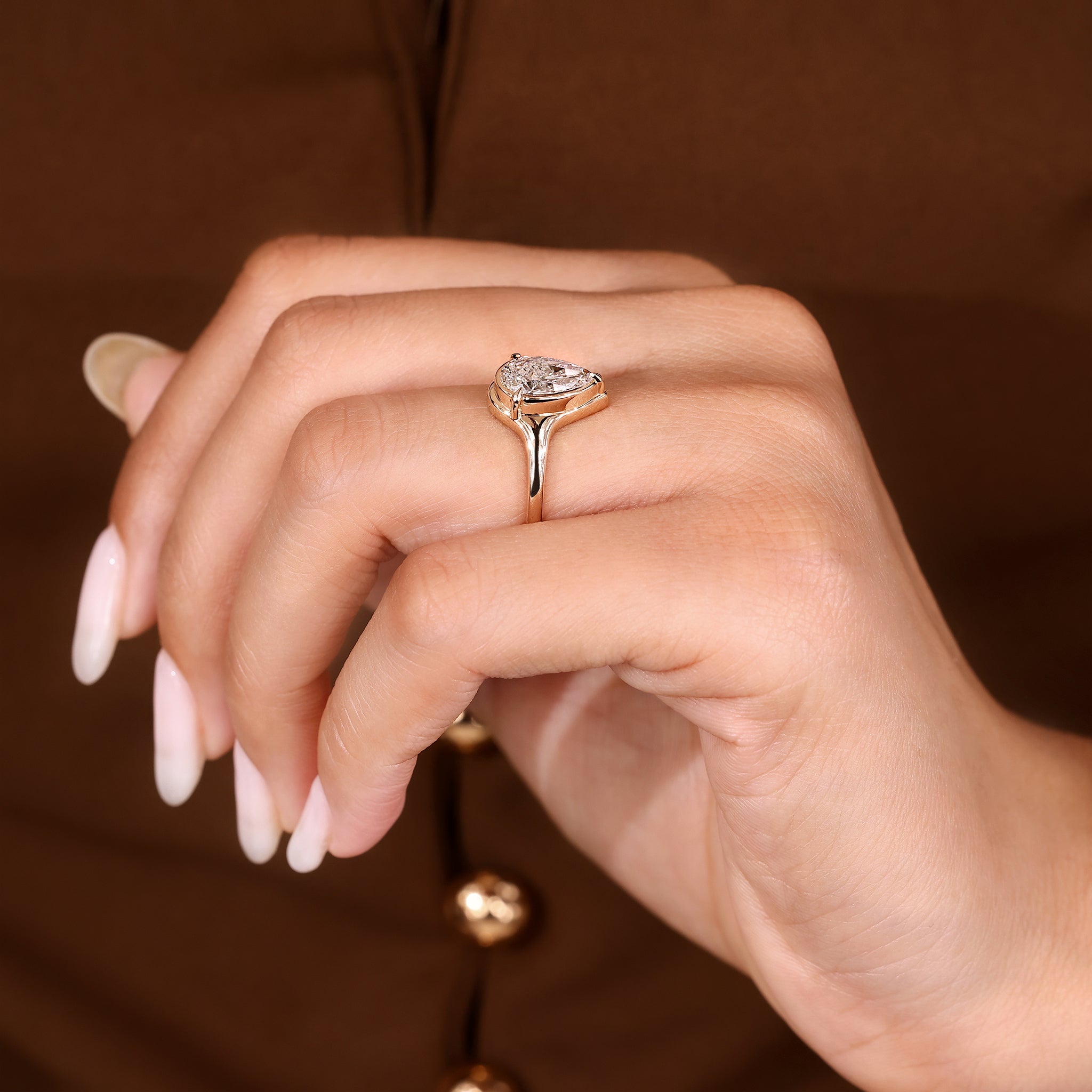 Pear Cut Diamond Ring in Solitaire Setting Image secondaire du produit