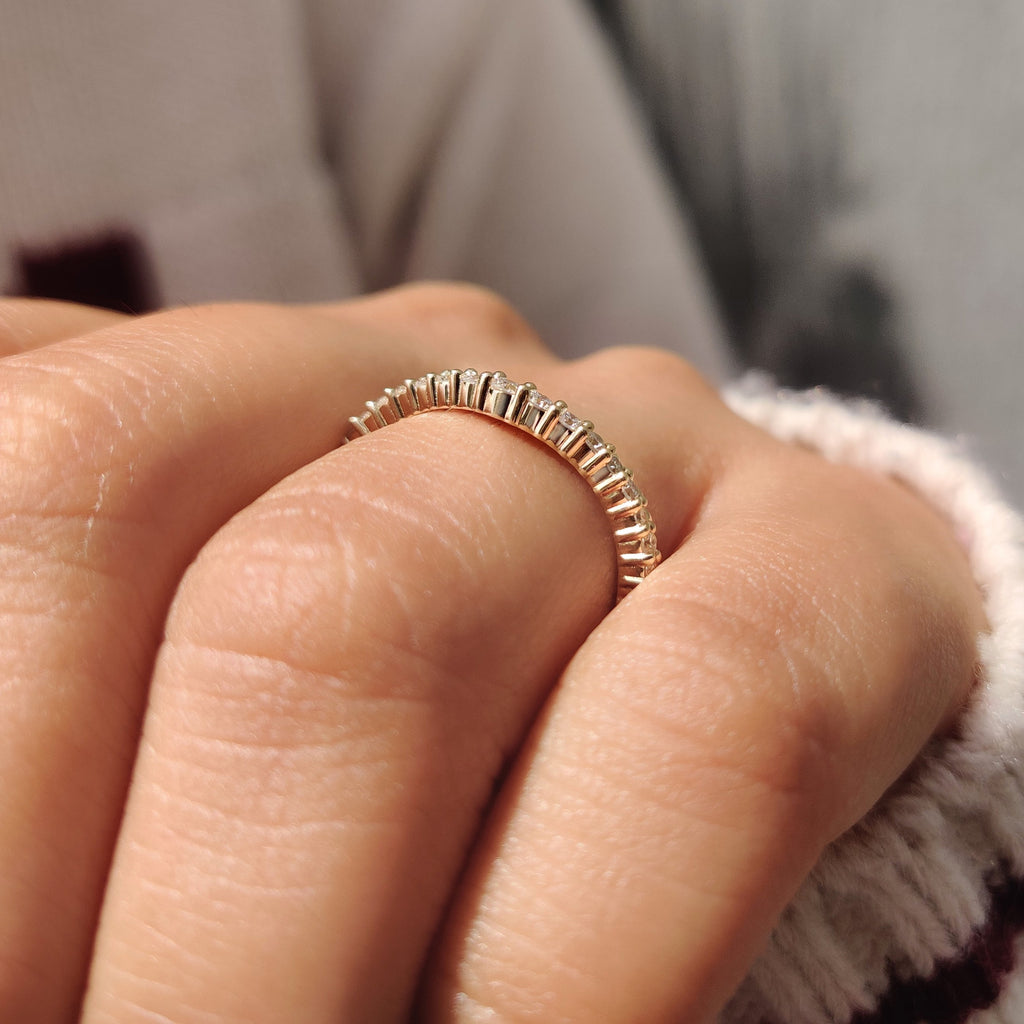 Round Diamond Curved Wedding Band with Double Row