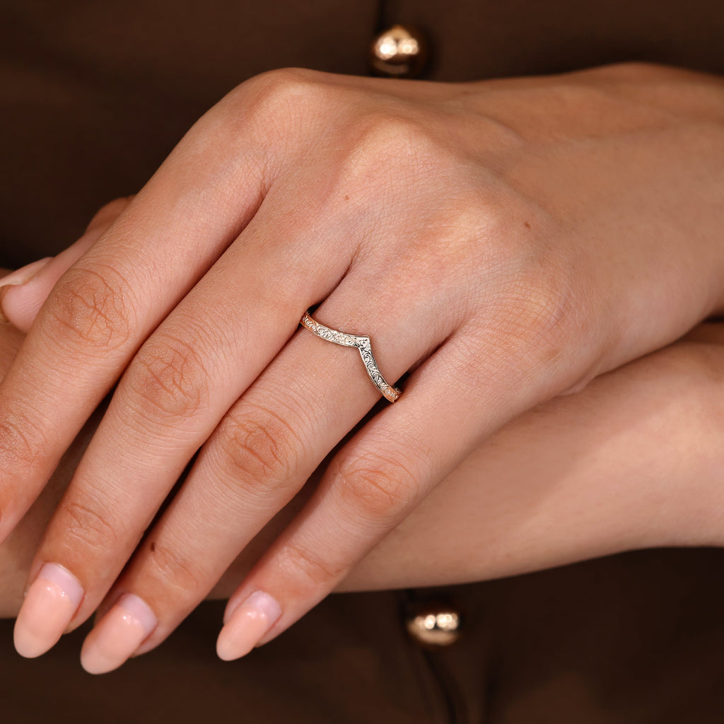 Curved Vintage Wedding Band