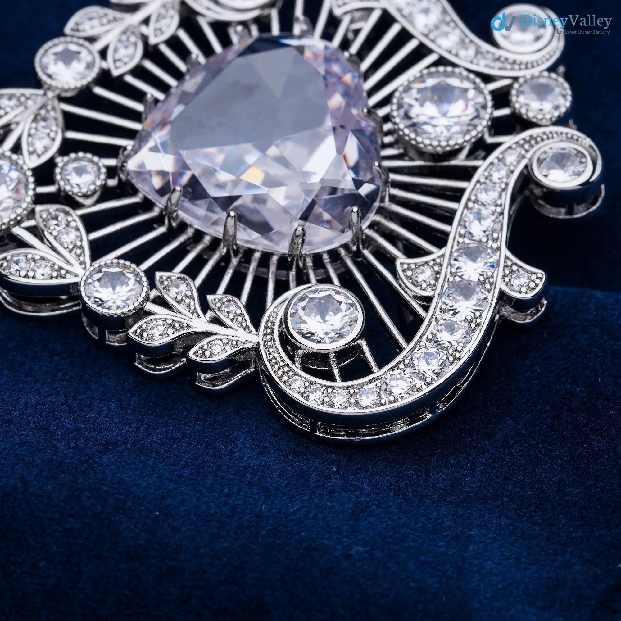 THE CULLINAN V Brooch Full Size Luxury Exclusive with Moissanite diamond DisneyValley