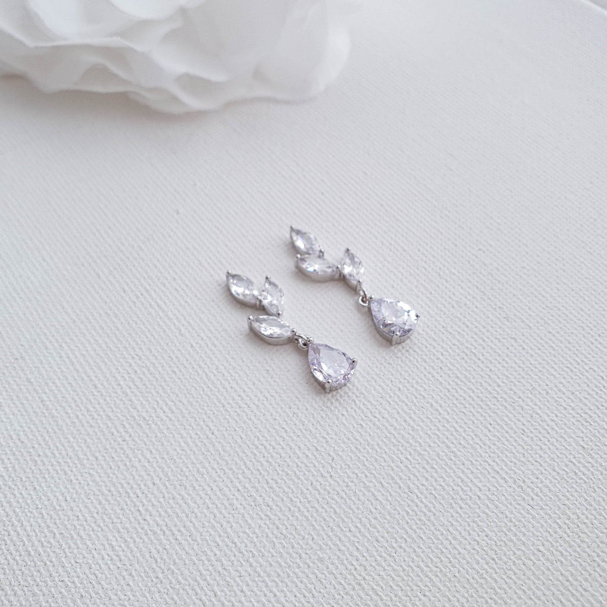 3.0 TCW Pear & Marquise Leaf Drop Earrings