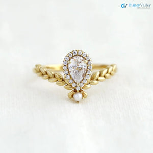The Fairy Ring, statement ring, pear cut ring, pearl ring, vintage engagement ring DisneyValley