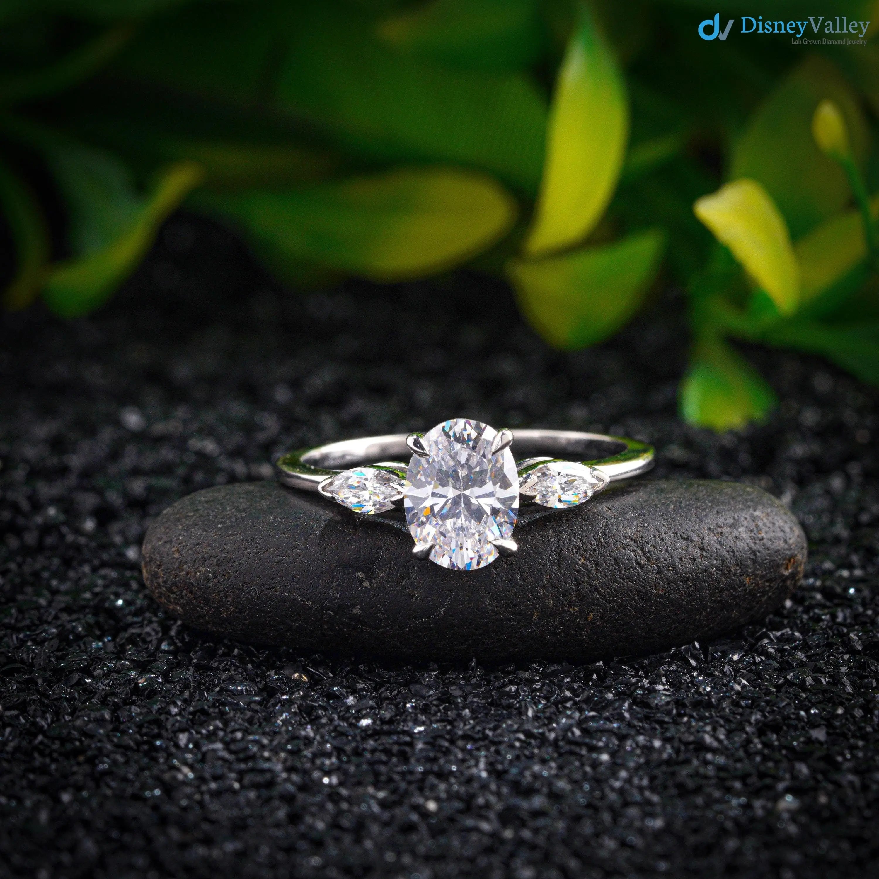Three Stone Diamond Wedding Ring 2.0 Ct Oval Cut Moissanite Engagement Ring - DisneyValley Main image
