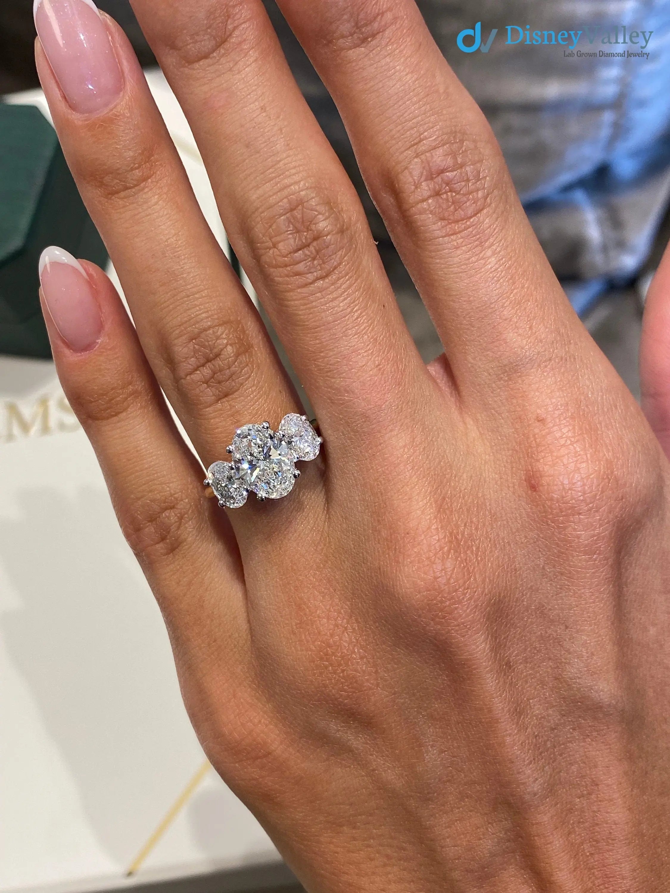 Tri Stone 3.0 Ct IGI Certified E/VS1 Oval Cut Lab Grown Diamond Engagement Ring - DisneyValley