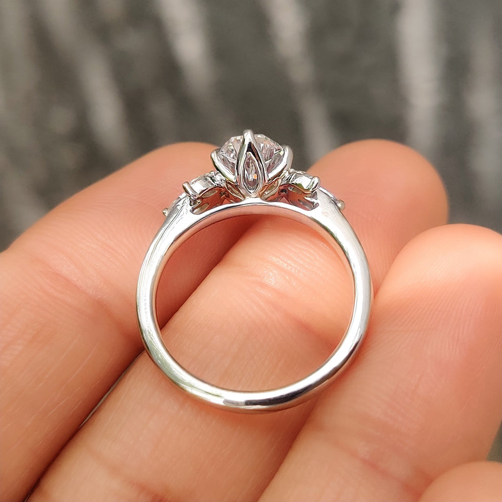 Oval Cut Diamond Ring With Side Stone Style In Muse Setting