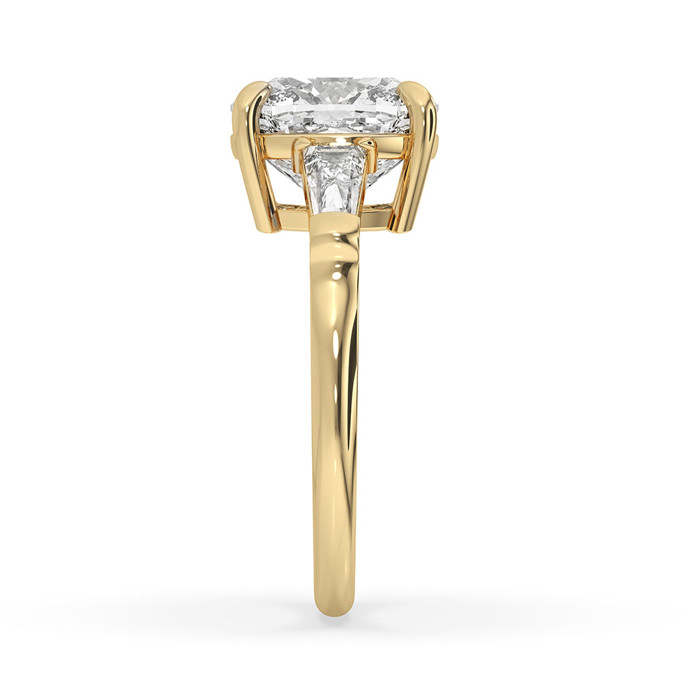 3 Stone Diamond Ring In Yellow Gold