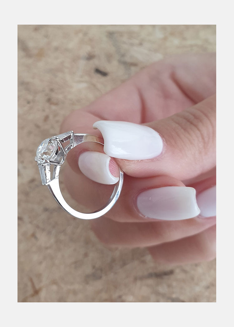 1.31 CT Round Brilliant Cut Moissanite Three Stone Engagement Ring