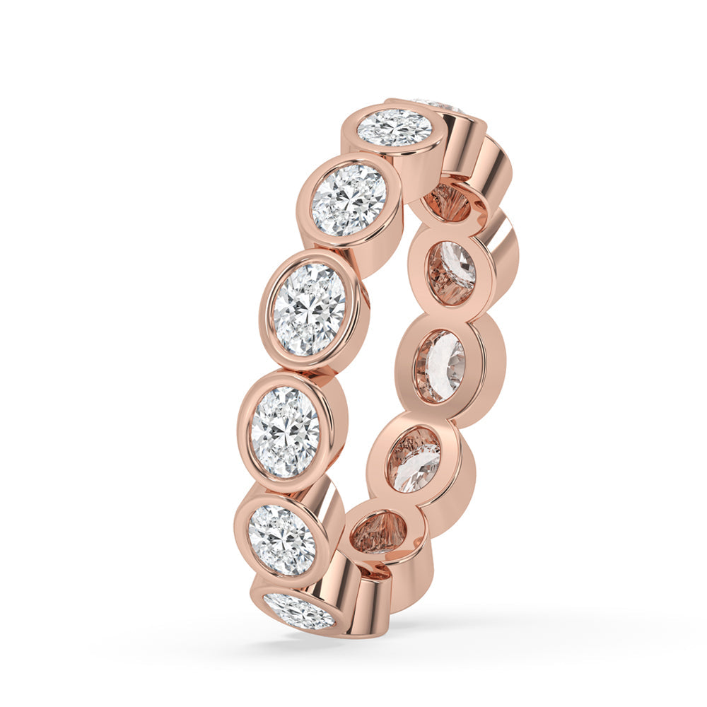 Oval Bezel Wedding Band Image secondaire du produit