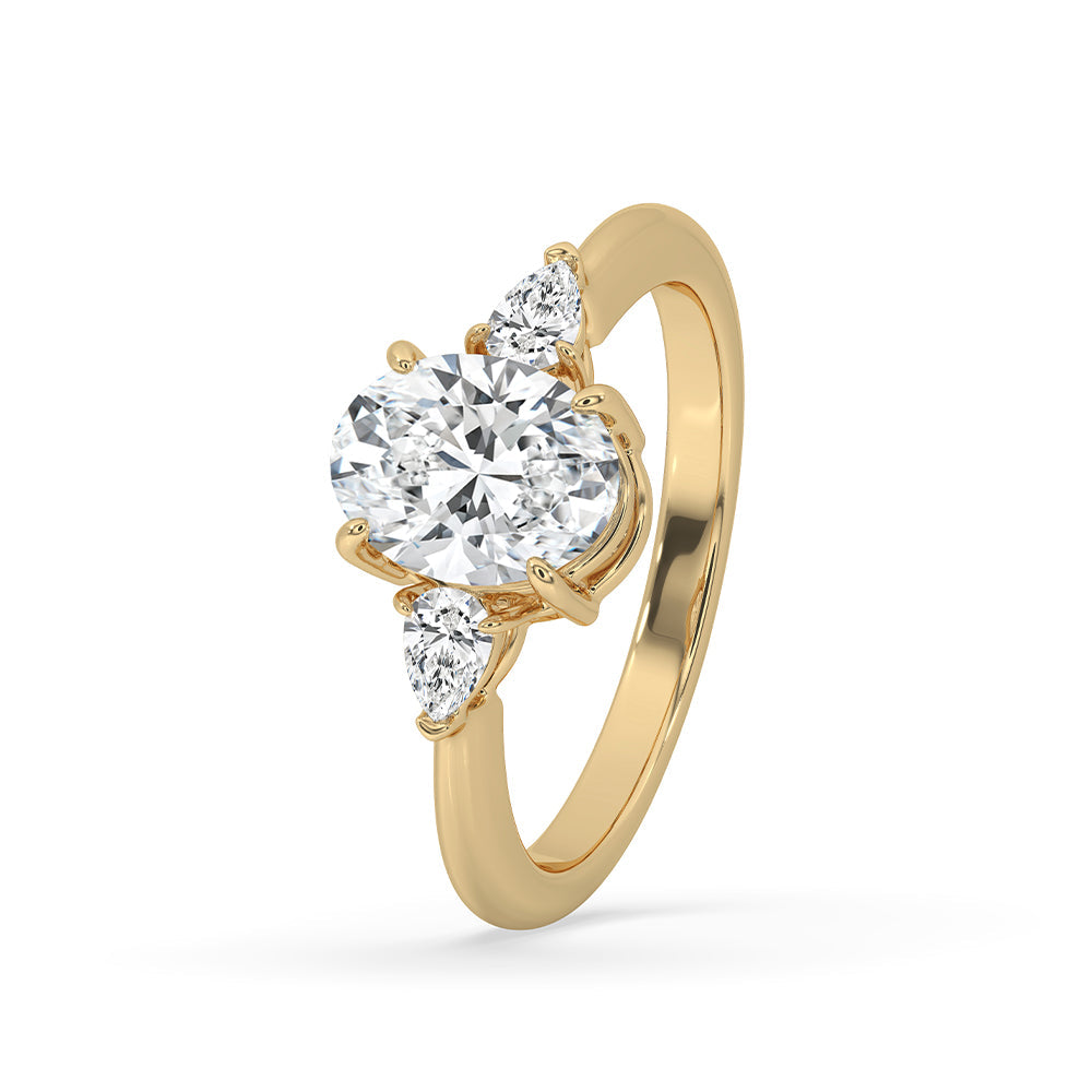 3 stone oval engagement ring Zweitbild