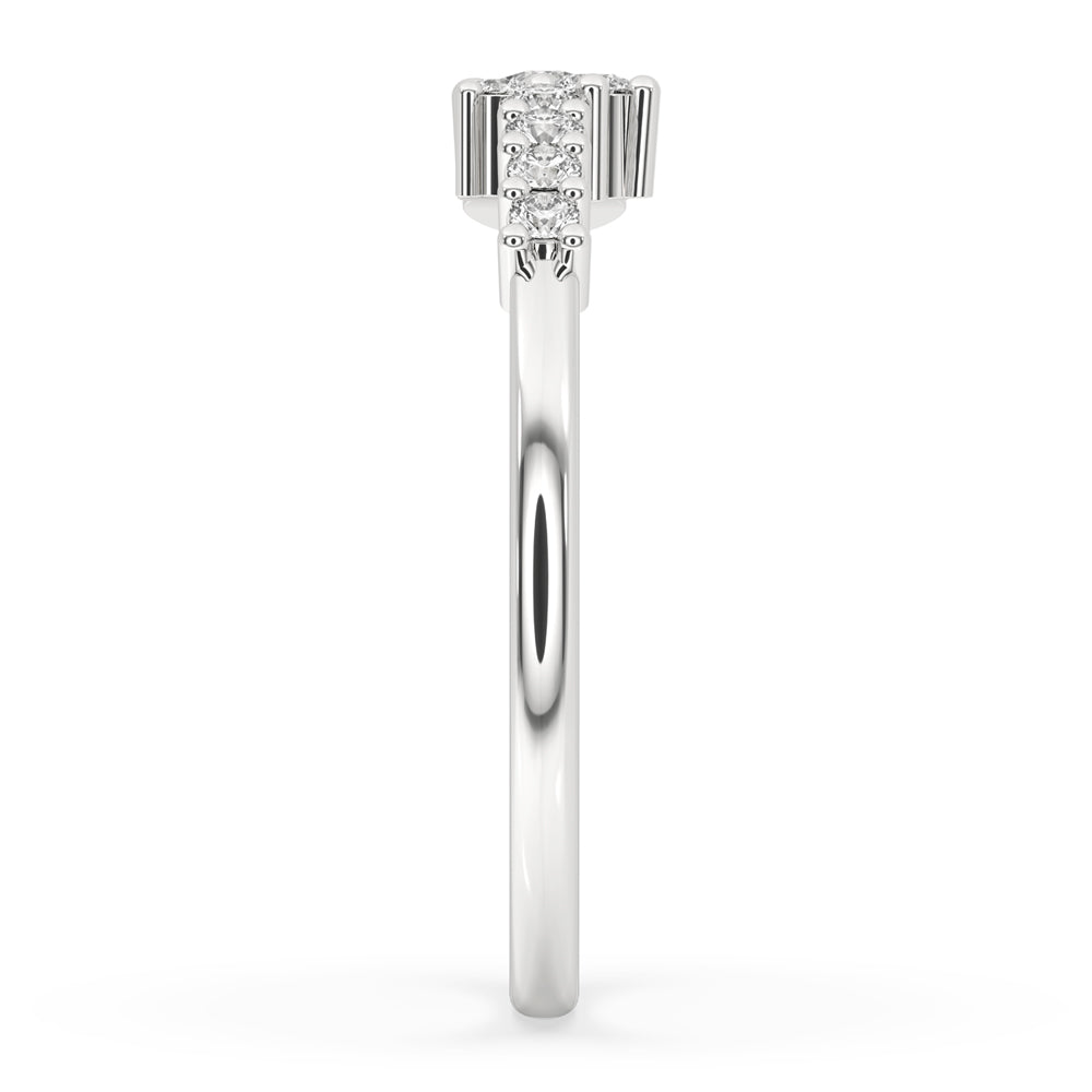 Cluster Engagement Ring for Modern Style