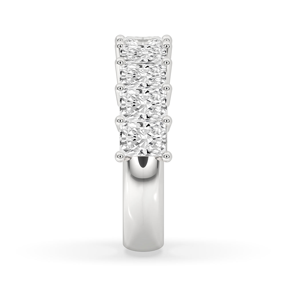 Half Eternity Emerald Cut Eternity Band Imagen secundaria del producto
