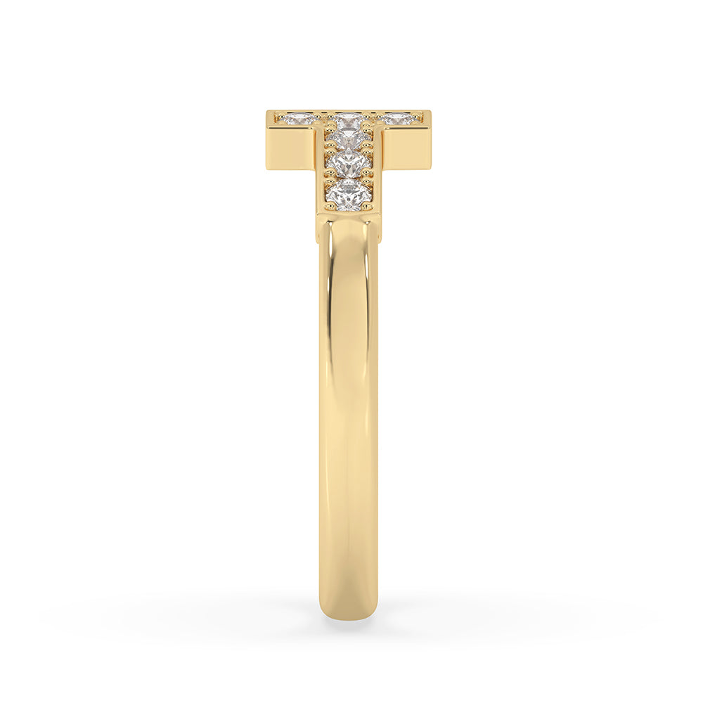 Round Cut Yellow Gold Diamond Wedding Band