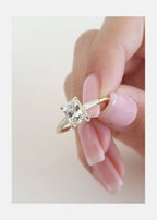 1.0 CT Radiant Cut Moissanite Three Stones Engagement Ring