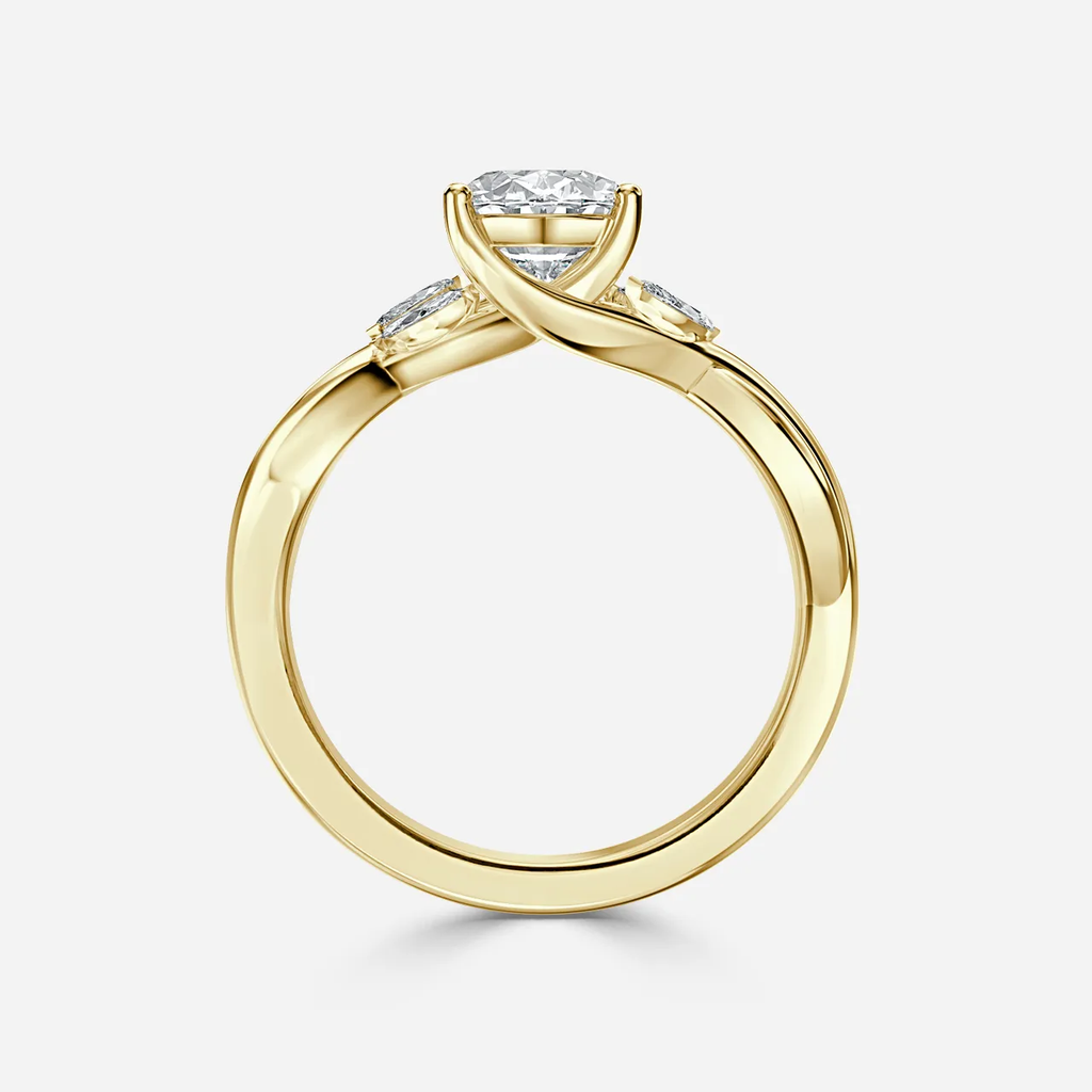 1.0 CT Oval Moissanite twisted Engagement Ring