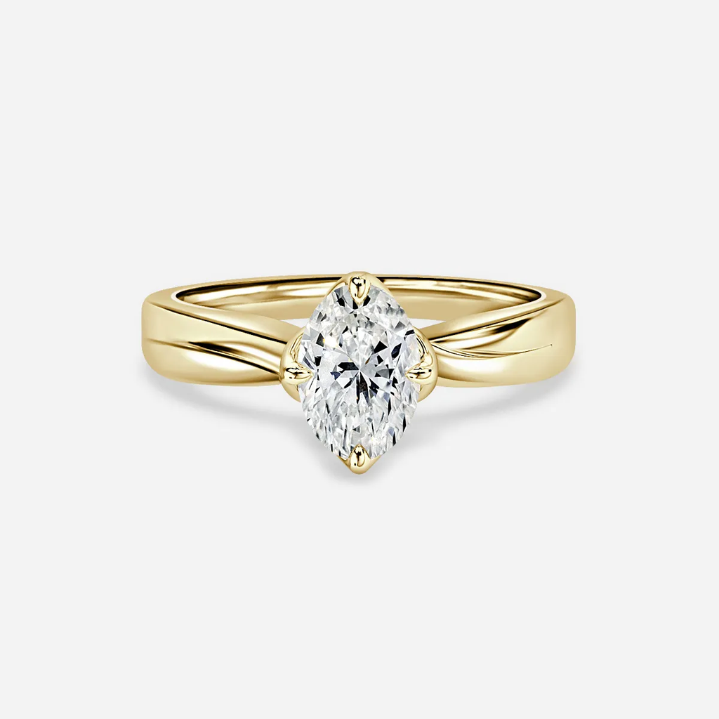 2.0 CT Oval Moissanite Solitaire Engagement Ring
