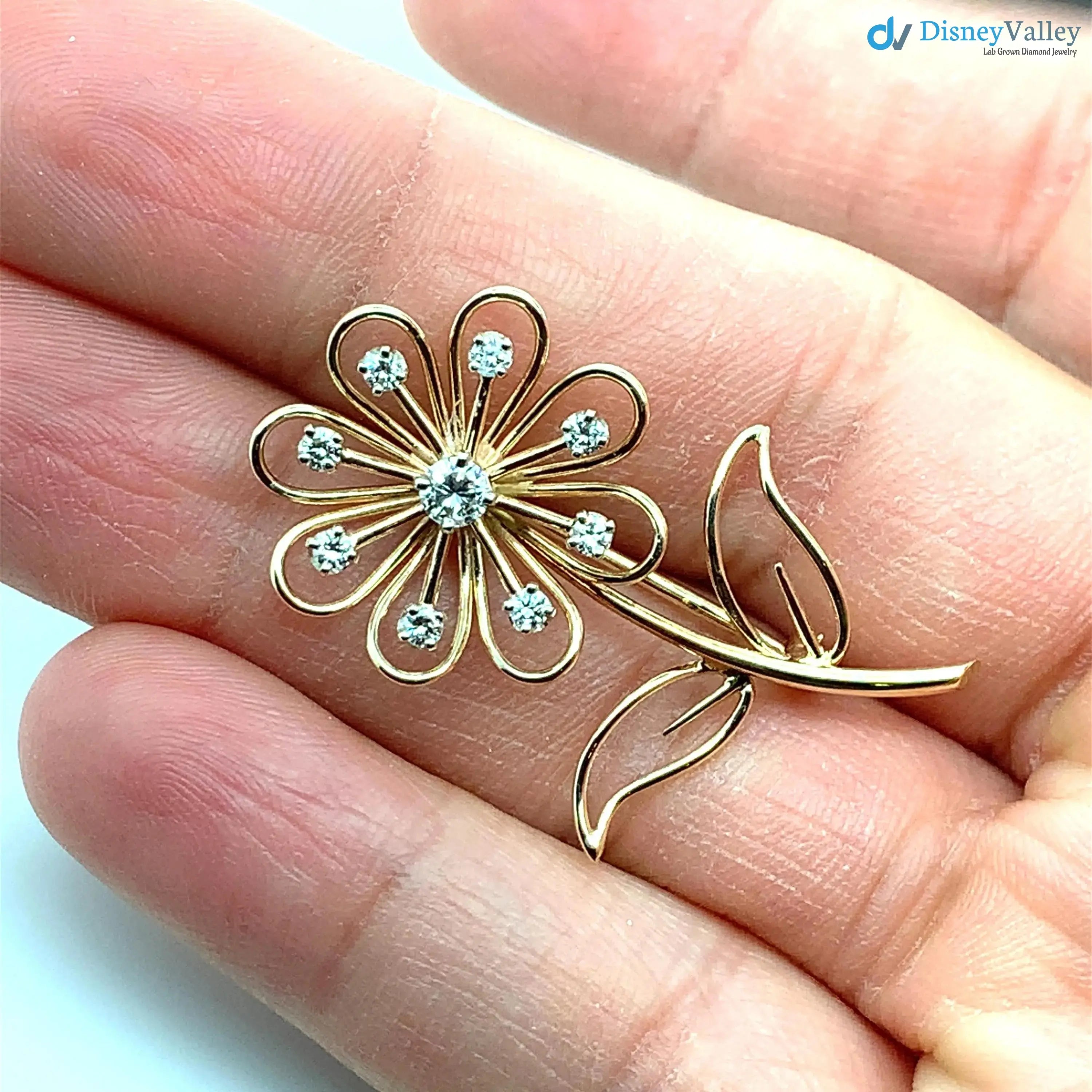Vintage 14k Yellow Gold Round White Diamond Flower Motif Brooch Pin DisneyValley