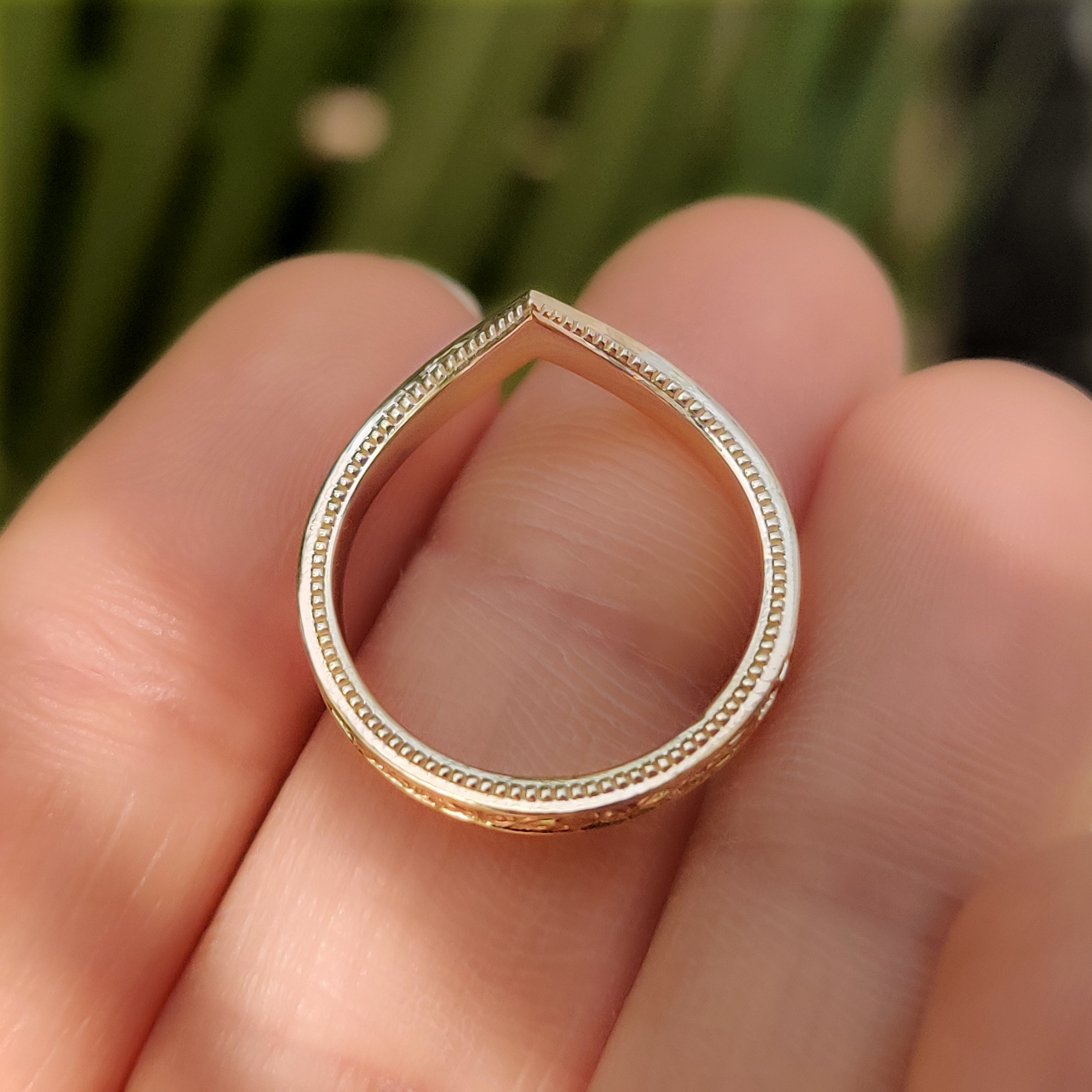 V Shape Art Deco Wedding Band In Milgrain Details