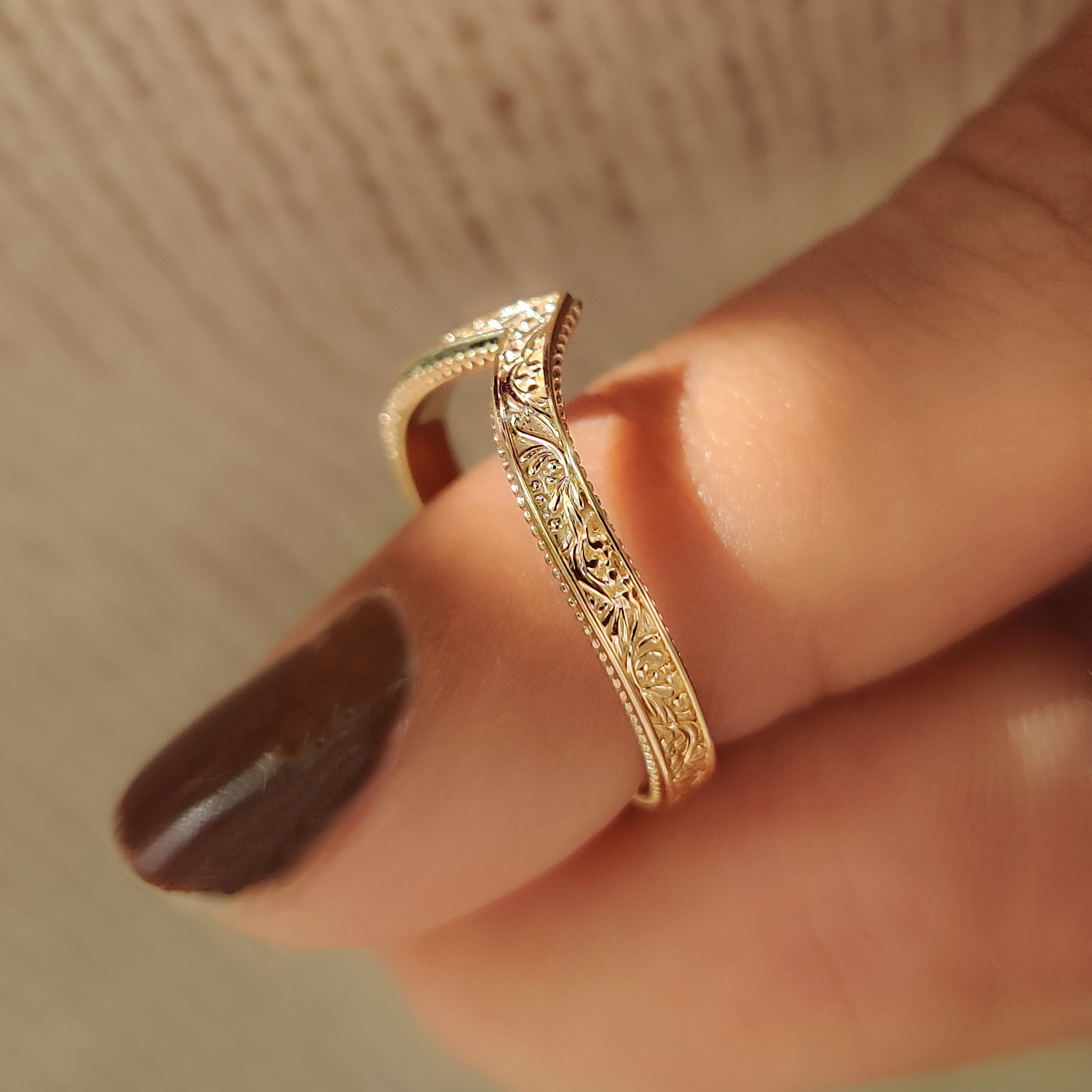 V Shape Art Deco Wedding Band In Milgrain Details