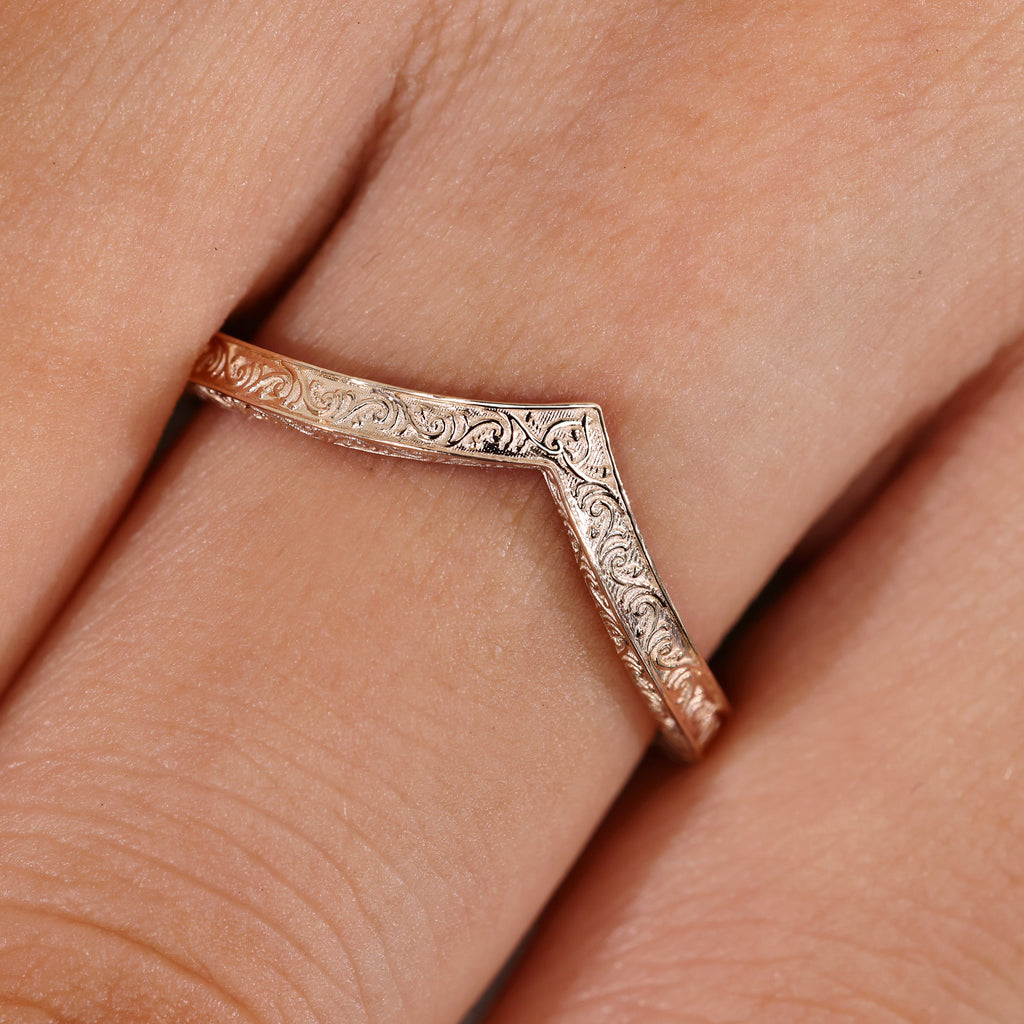 Curved Vintage Wedding Band