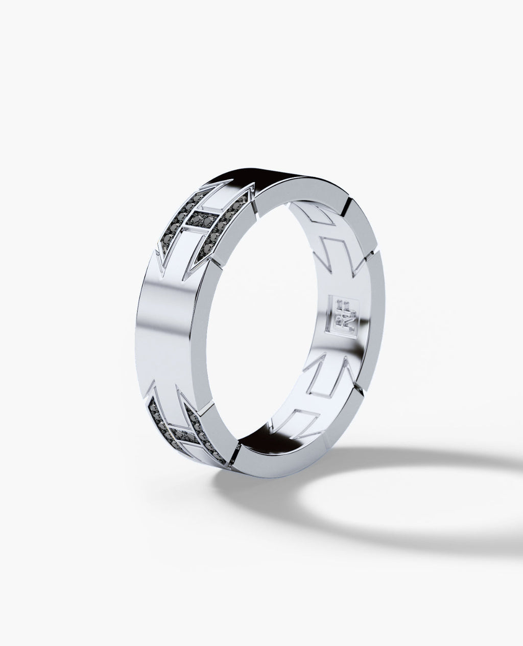 BRIGGS Gold Ring with 0.30ct Black Diamonds