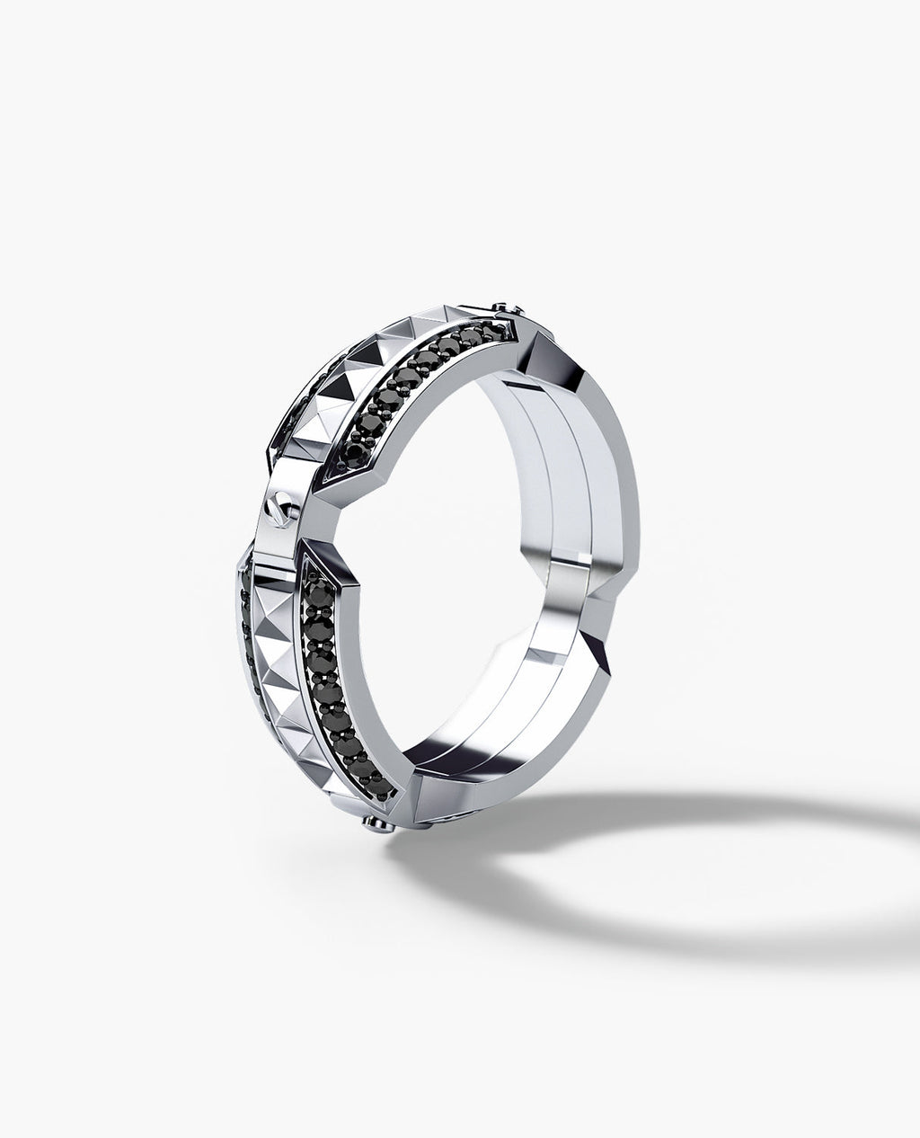 EMINENCE Gold Ring with 0.65ct Black Diamonds