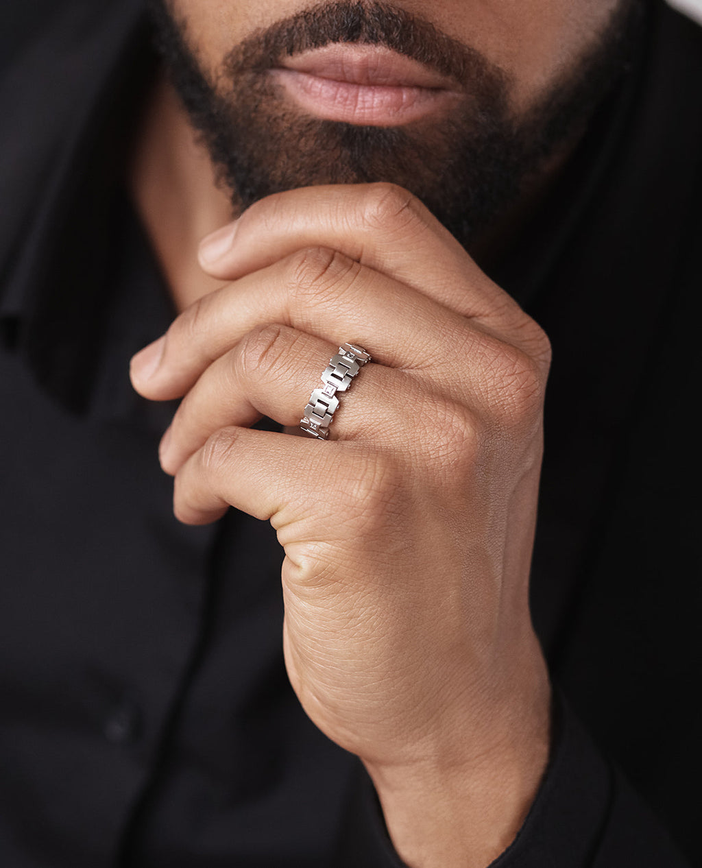BAKER Gold Ring with 0.30ct Diamonds