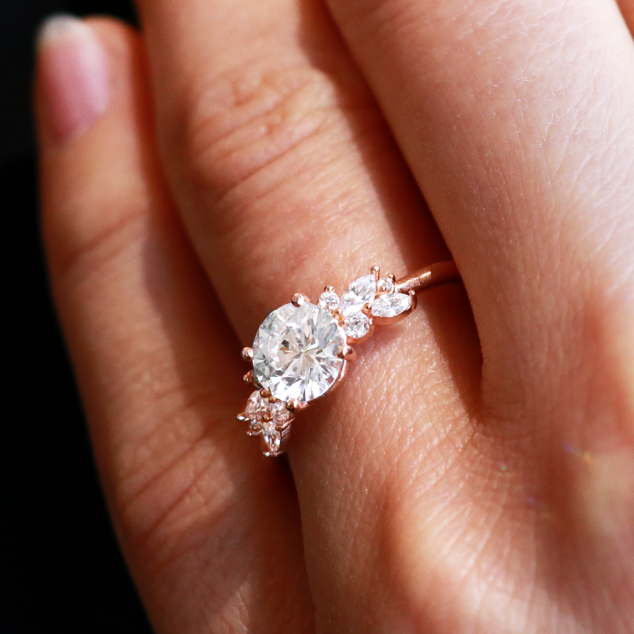 1.35 CT Round Cut Moissanite Cluster Engagement Ring