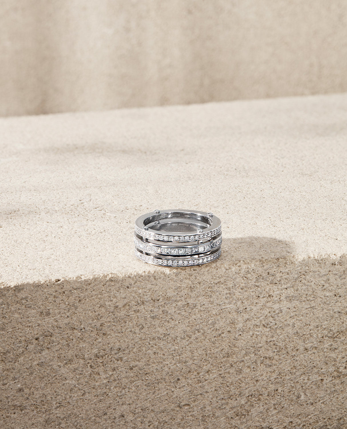 BREWER Gold Ring with 3.10ct Diamonds