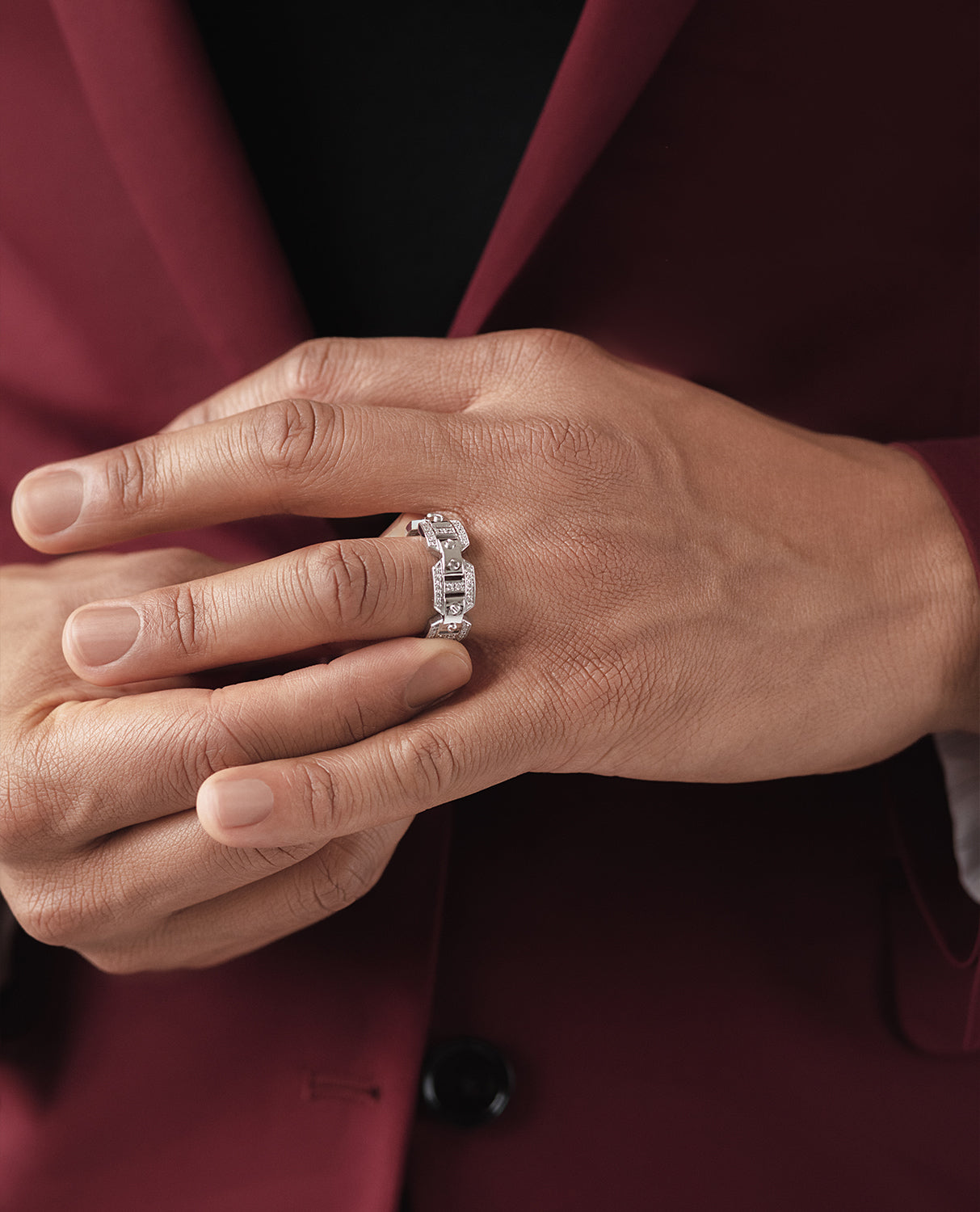 BRIGGS Gold Ring with 0.70ct Diamonds