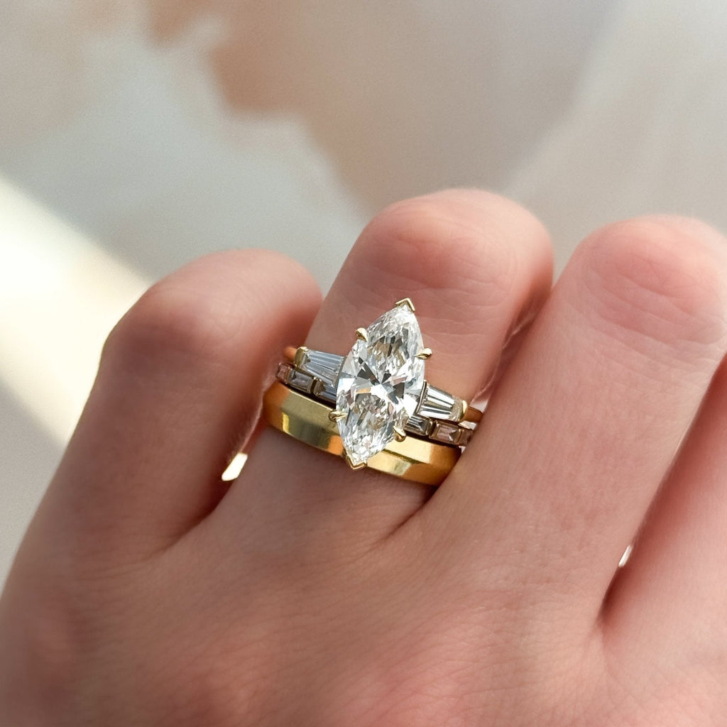 Butter Knife Edge Wedding Band (4mm)