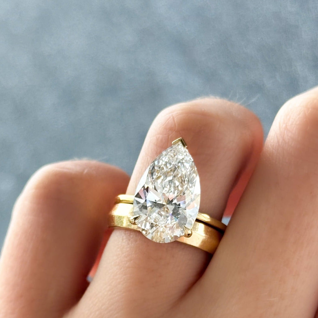 Butter Knife Edge Wedding Band (4mm)