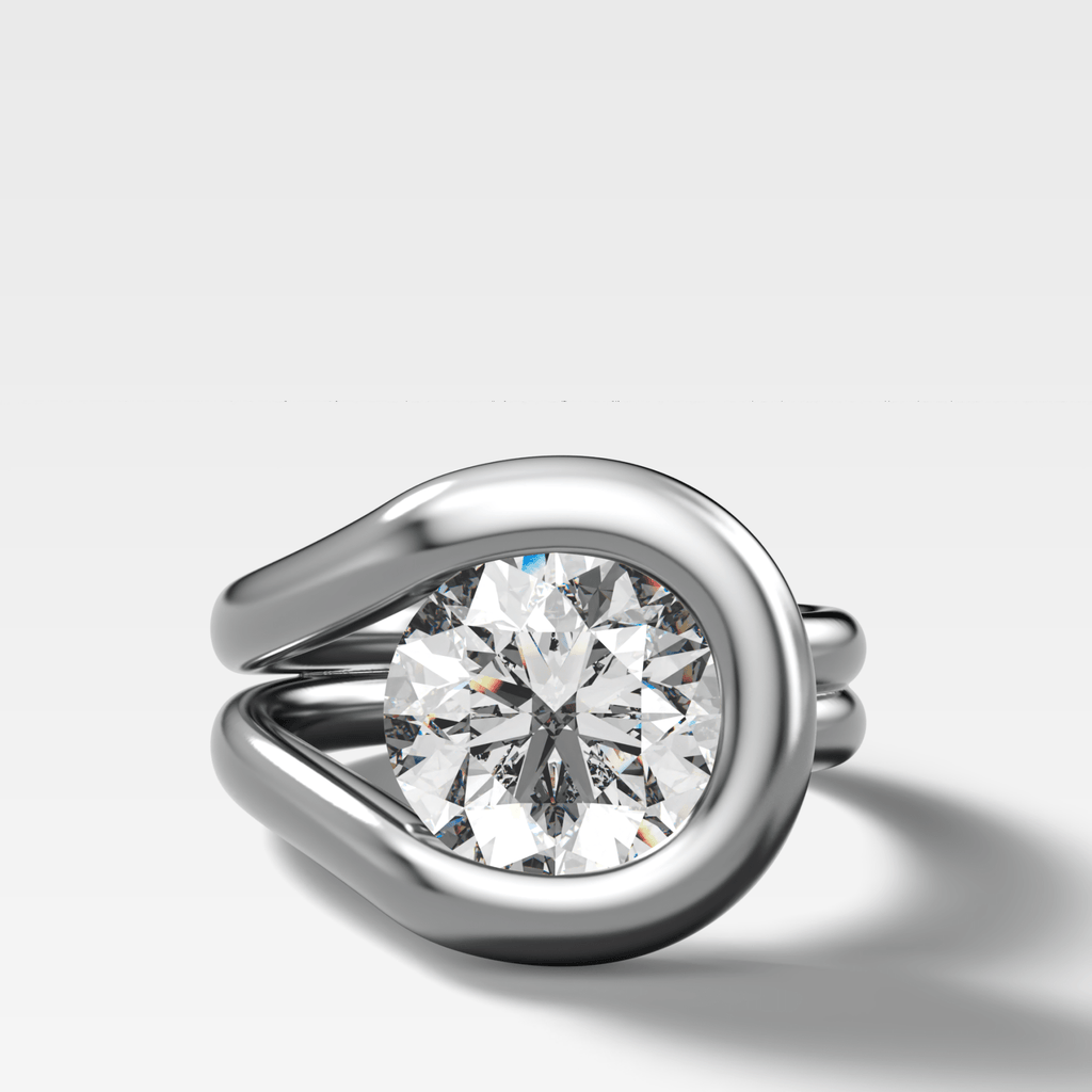 Chunky Lasso Engagement Ring with Round Cut Diamond