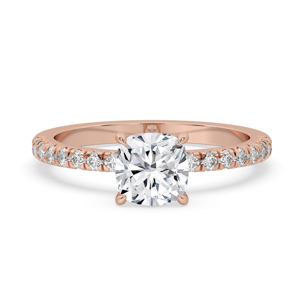 Cushion Cut Diamond Engagement Ring in 4 Prong Setting Imagen principal del producto