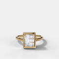Club Diamond Initial Ring - Letter E