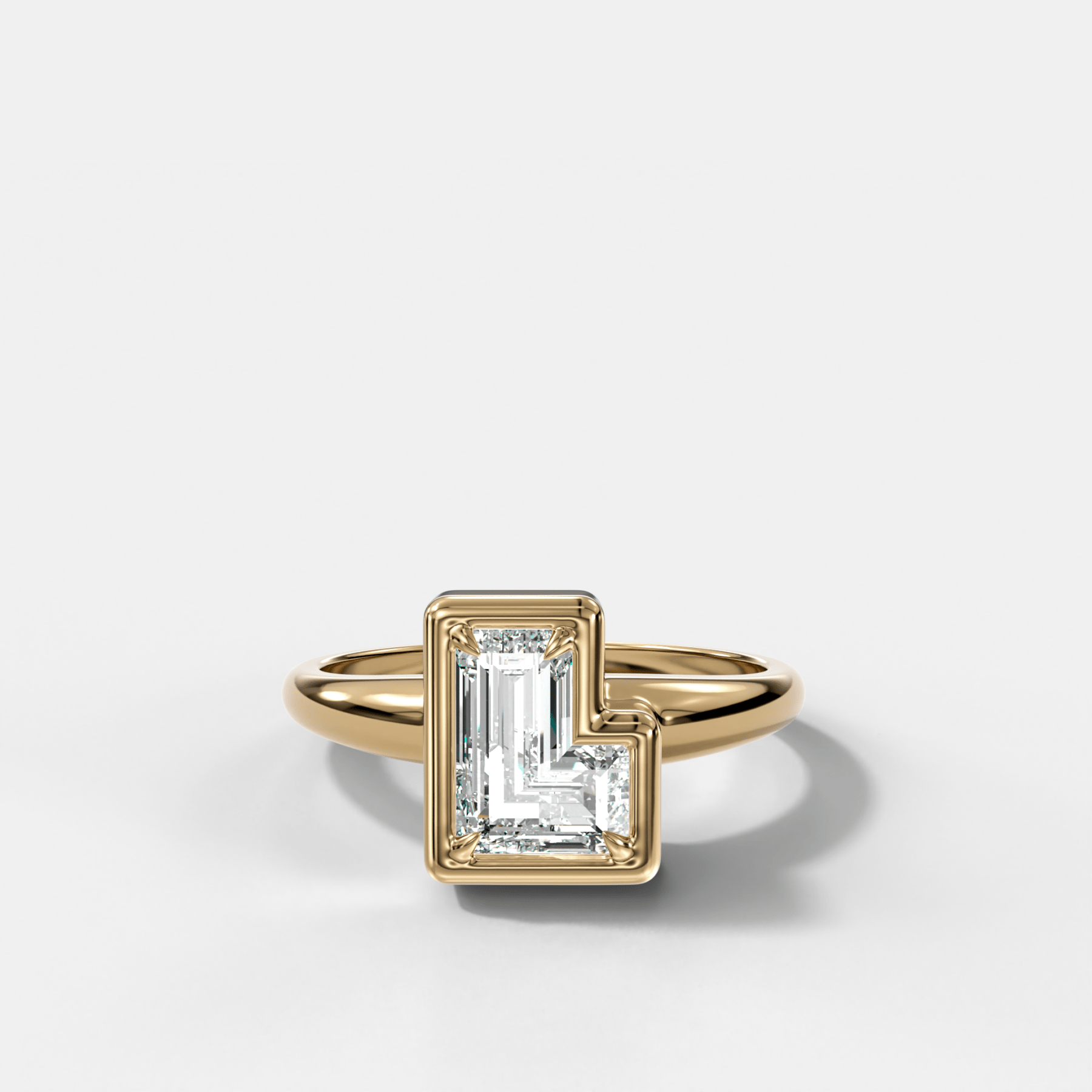 Club Diamond Initial Ring - Letter L Main image