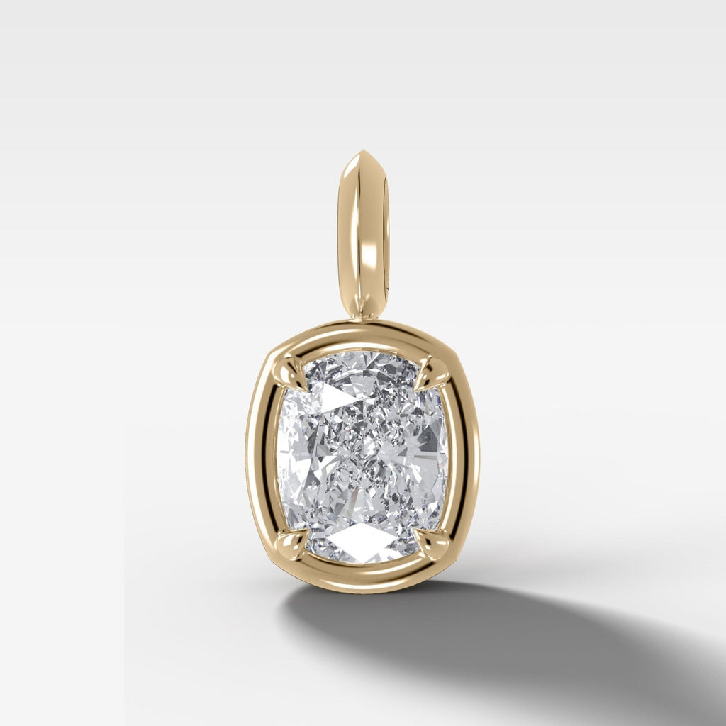 Club Elongated Cushion Attachable Diamond Pendant