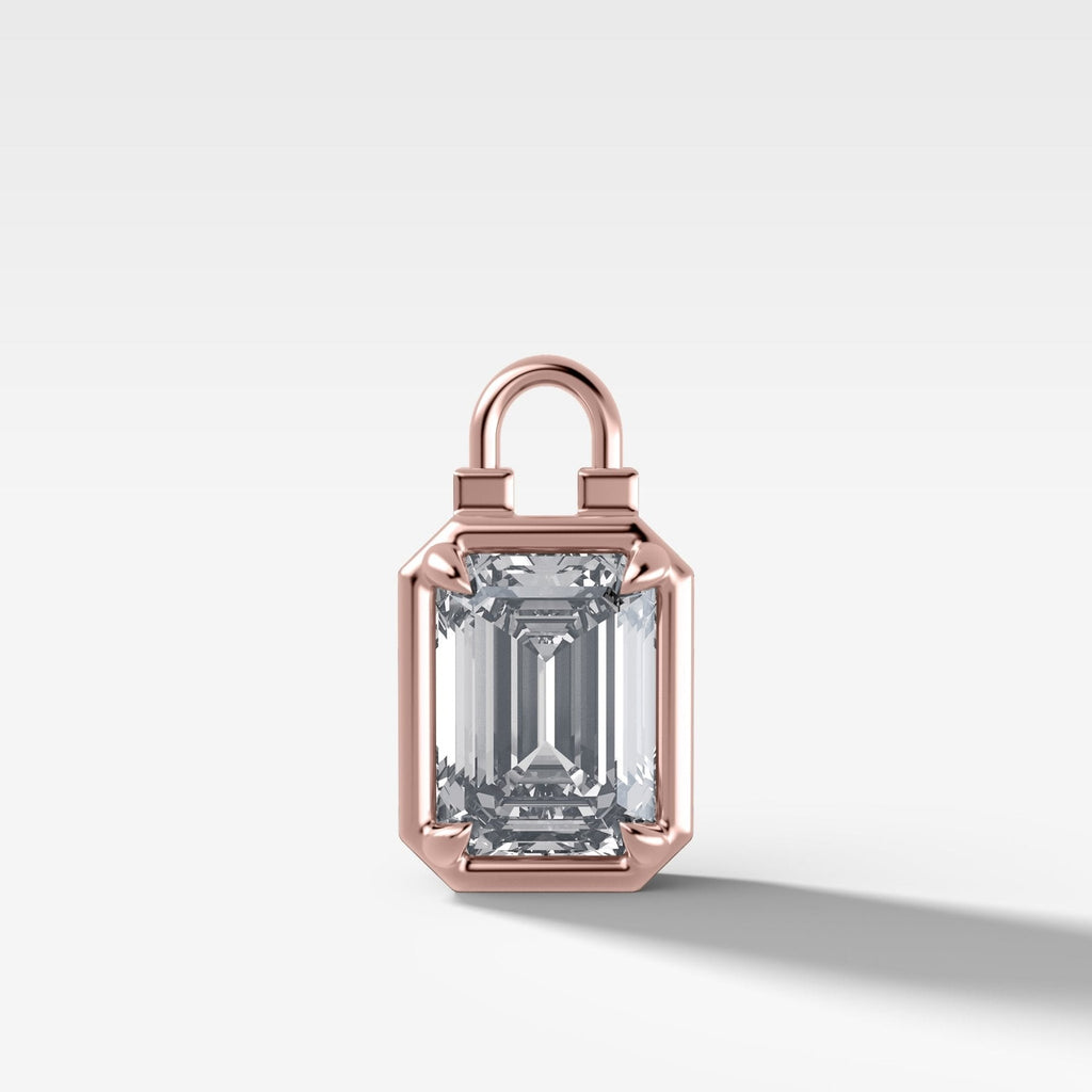 Club Lock Emerald Attachable Diamond Pendant