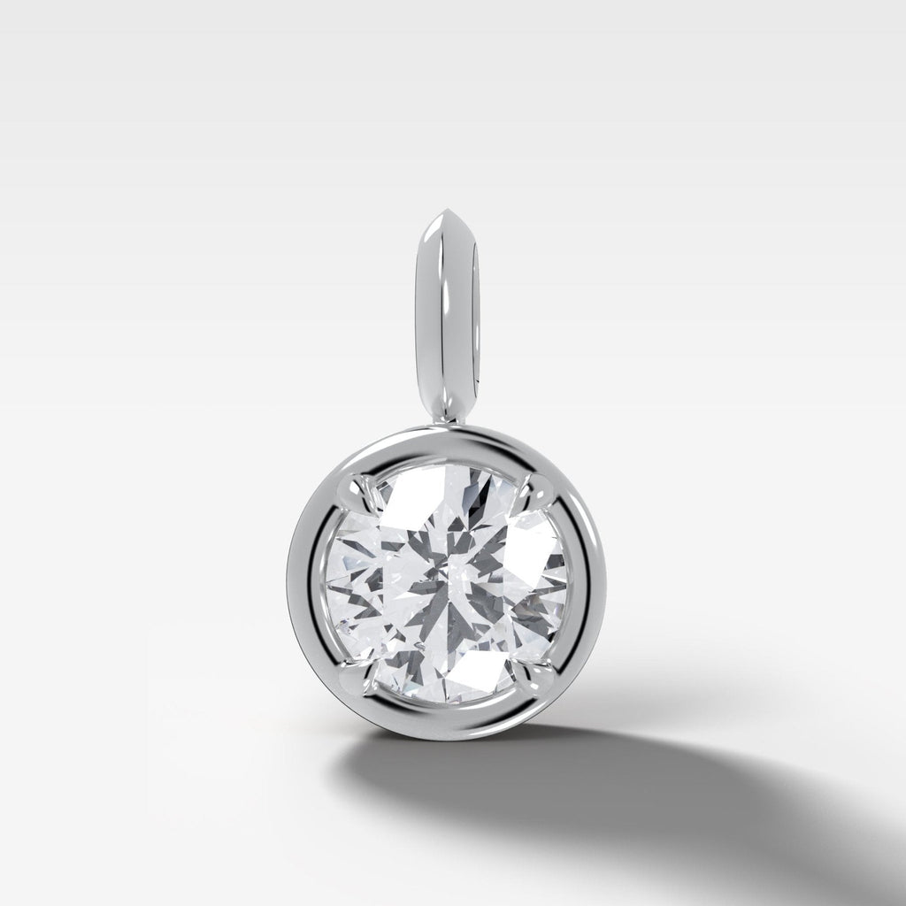 Club Round Attachable Diamond Pendant