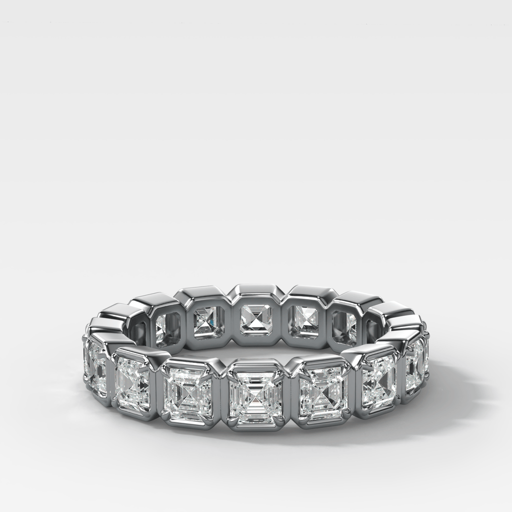 Club Set Eternity Band With Asscher Cuts