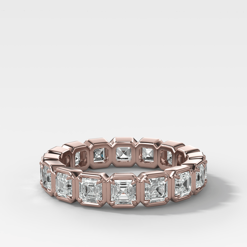 Club Set Eternity Band With Asscher Cuts