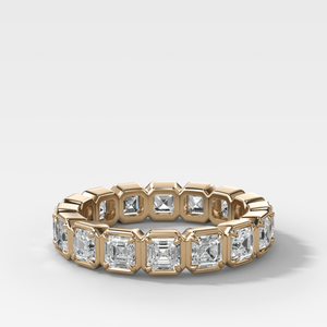 Club Set Eternity Band With Asscher Cuts
