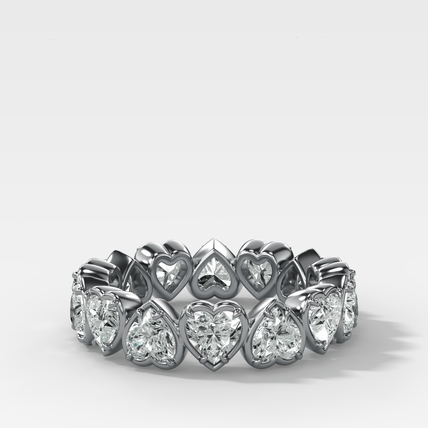 Club Set Eternity Band With Heart Cuts Secondary image